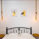 Helena Apartment Rovanjska