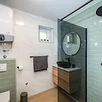 Helena Apartment